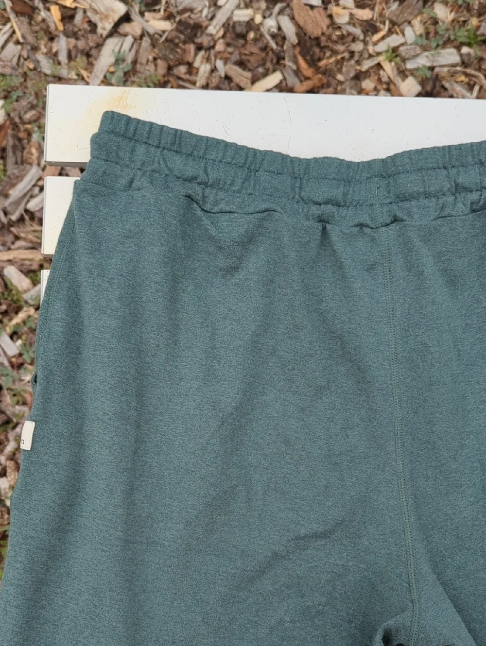 Vuori Halo Performance Jogger, Green, Women's M - Picture 9 of 14